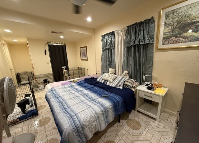 5-bedroom rental at 223 Zabra in San Antonio, TX — photo 5