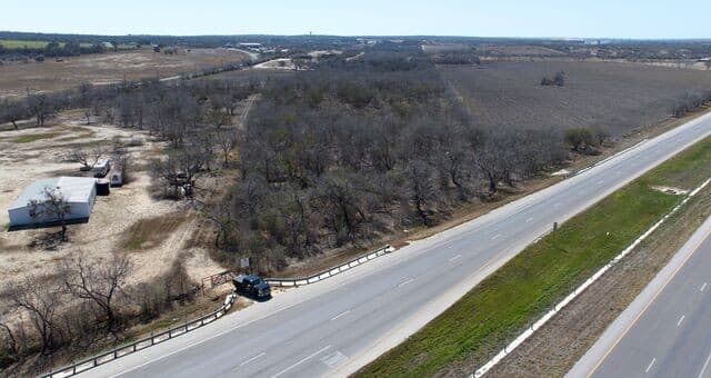 rental at 44± AC S Loop 1604 E in Elmendorf, TX — photo 4