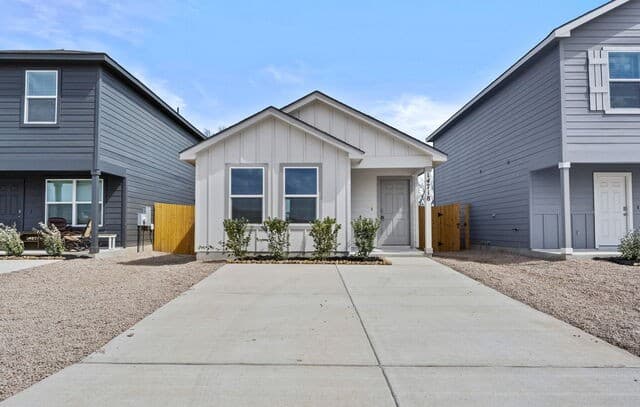 3-bedroom rental at 14718 Candelabra Cactus in San Antonio, TX — photo 1