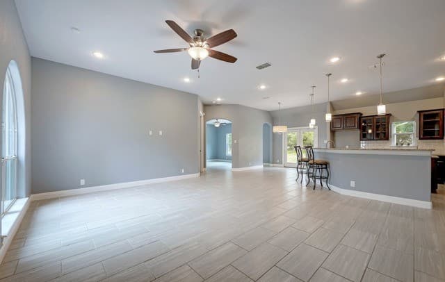 3-bedroom rental at 1134 Victoria in Spring Branch, TX — photo 5