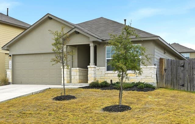 4-bedroom rental at 13042 Minuet Sway in San Antonio, TX — photo 2