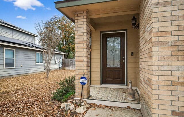 3-bedroom rental at 7942 Ruidoso Chase in Selma, TX — photo 3