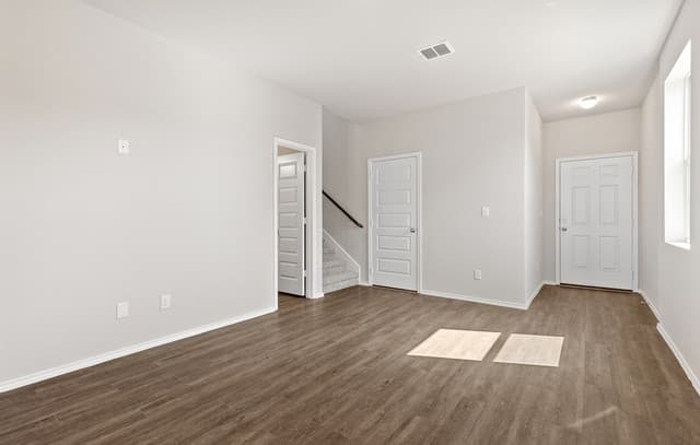 4-bedroom rental at 5702 Quartz Terrace in San Antonio, TX — photo 5