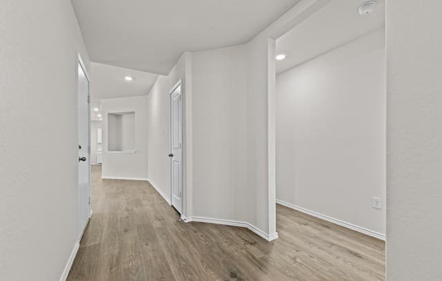 4-bedroom rental at 162 Double L Dr in Comfort, TX — photo 2