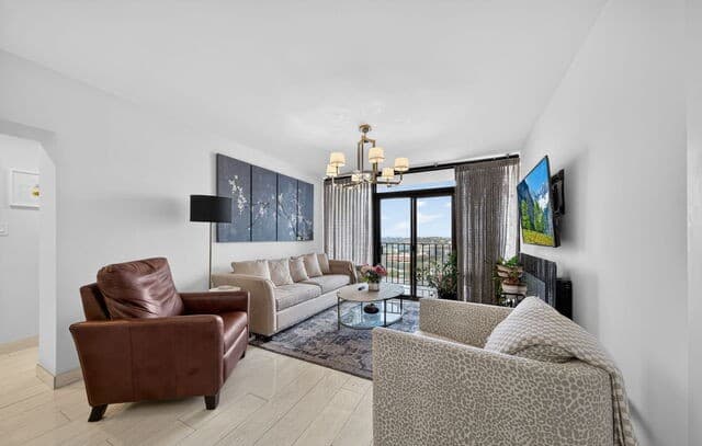 2-bedroom rental at 7701 Wurzbach Unit 2006 in San Antonio, TX — photo 1