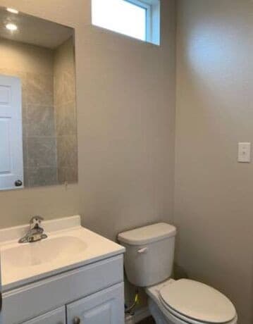 3-bedroom rental at 642 N San Gabriel in San Antonio, TX — photo 4