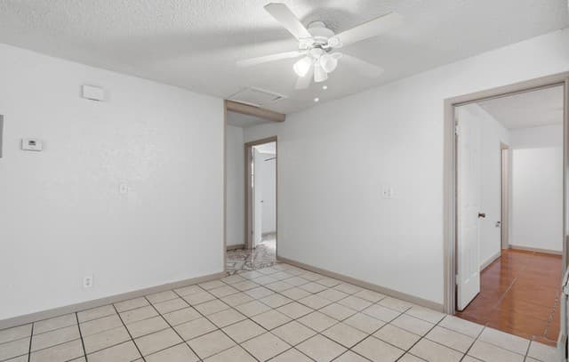 3-bedroom rental at 1721 Brunswick Blvd. in San Antonio, TX — photo 4