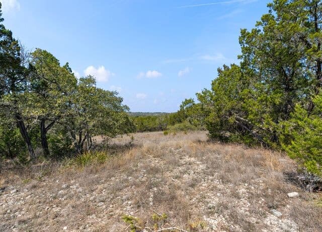 rental at 147 Private Road 1738 in Mico, TX — photo 5