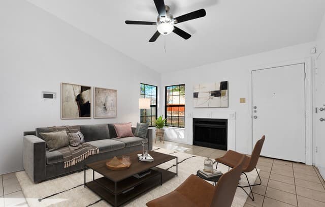 3-bedroom rental at 2806 Coral Field in San Antonio, TX — photo 5