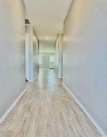 4-bedroom rental at 320 Agave Circle in Jourdanton, TX — photo 3