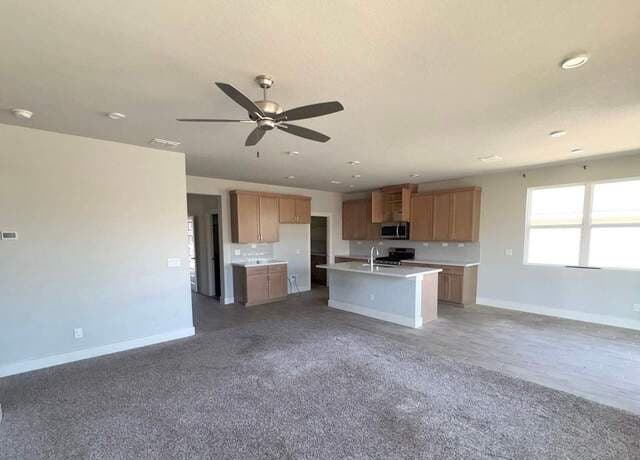 3-bedroom rental at 7164 Walkers Loop in San Antonio, TX — photo 2