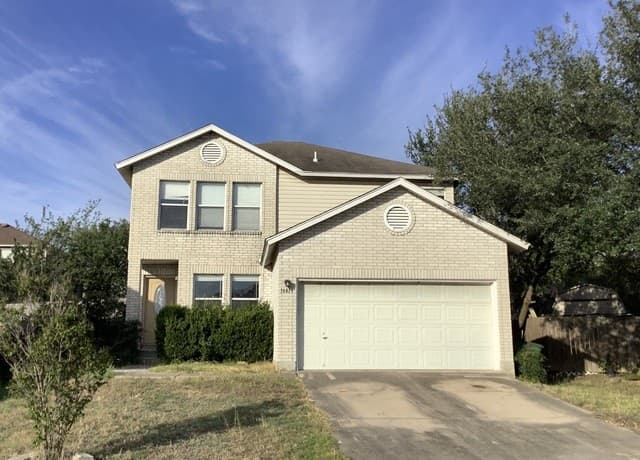 3-bedroom rental at 14419 Raptor Peak in San Antonio, TX — photo 1