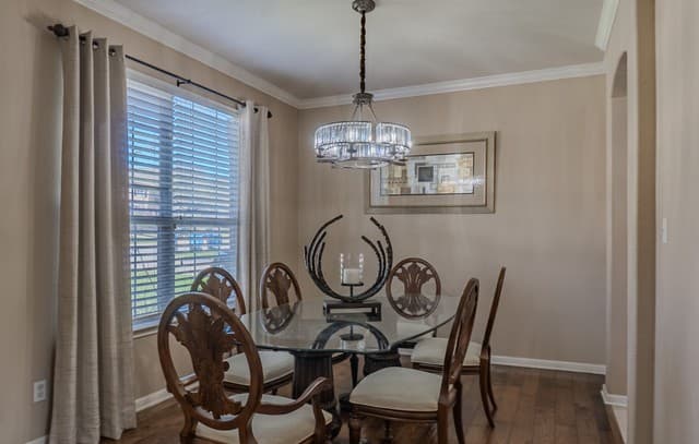 4-bedroom rental at 23519 Beaver Crk in San Antonio, TX — photo 2