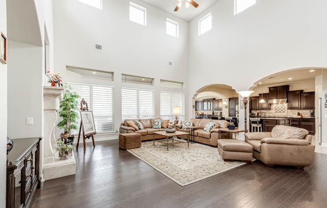 3-bedroom rental at 22522 Viajes in San Antonio, TX — photo 4