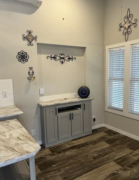 1-bedroom rental at 275 Siesta in Bandera, TX — photo 4