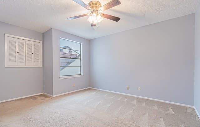 2-bedroom rental at 10527 Perrin Beitel Unit C211 in San Antonio, TX — photo 5