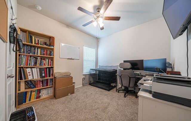 5-bedroom rental at 15623 Mint Patch Meadow in San Antonio, TX — photo 5