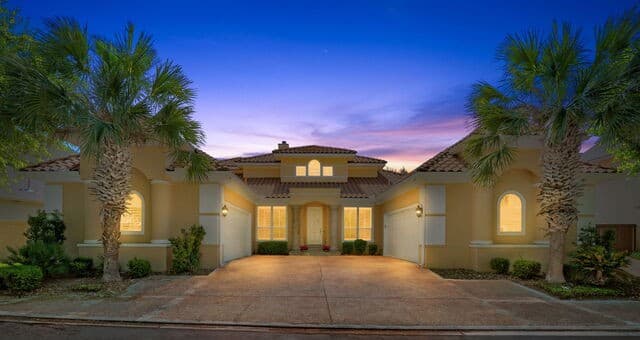 5-bedroom rental at 6 Chelsea Way in San Antonio, TX — photo 1