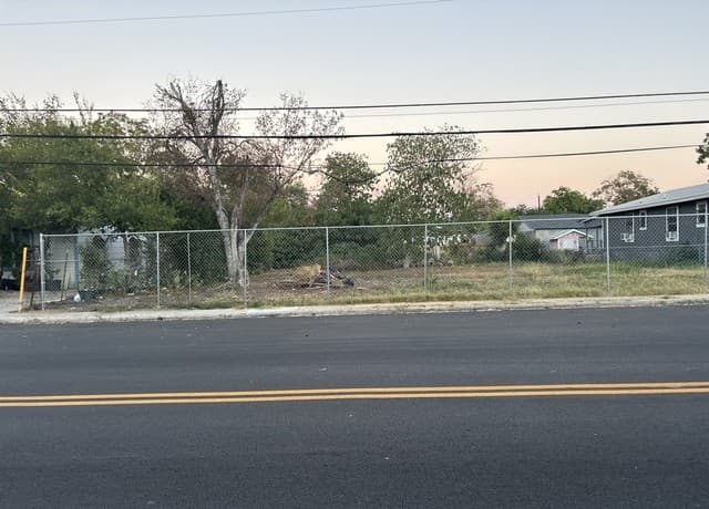 rental at 538 N. San Felipe Ave #1 in San Antonio, TX — photo 3