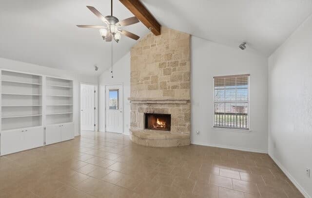 Home for sale at 370 Alberts Ln in Somerset, TX — photo 5