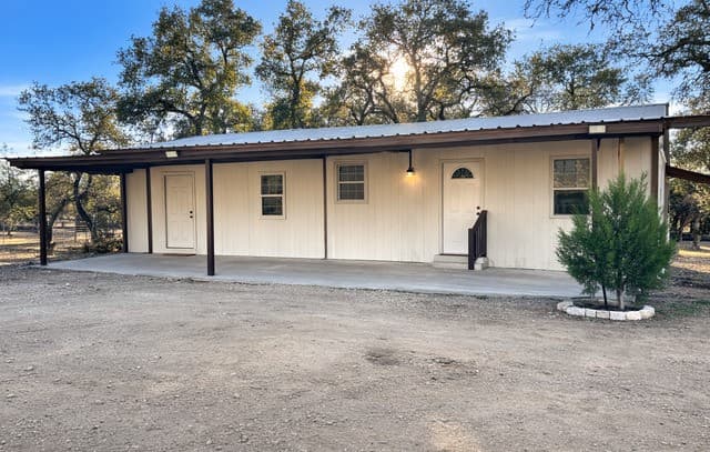 3-bedroom rental at 1375 Peaceful Ln in San Antonio, TX — photo 1