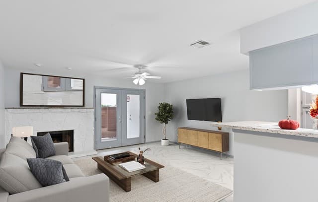1-bedroom rental at 10527 Perrin Beitel Rd Unit C104 in San Antonio, TX — photo 2