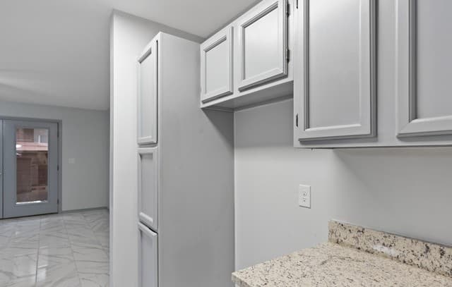 1-bedroom rental at 10527 Perrin Beitel Rd Unit C104 in San Antonio, TX — photo 5