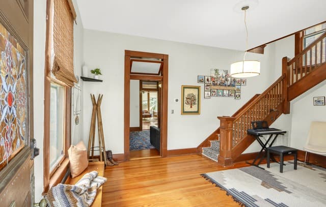 3-bedroom rental at 123 Cedar in San Antonio, TX — photo 3