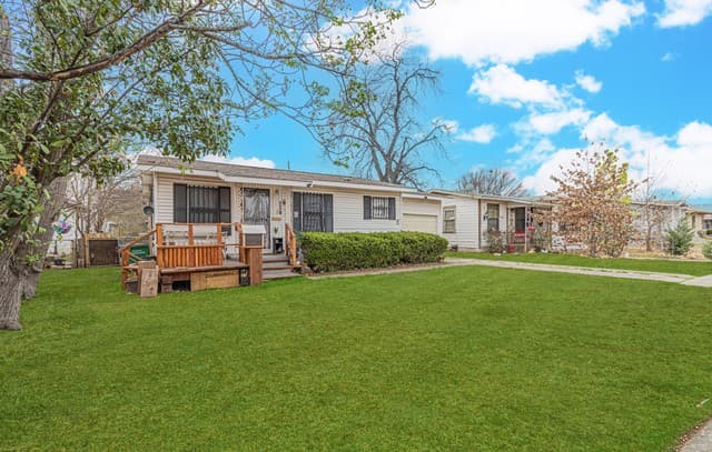 Home for sale at 130 Hub in San Antonio, TX — photo 3