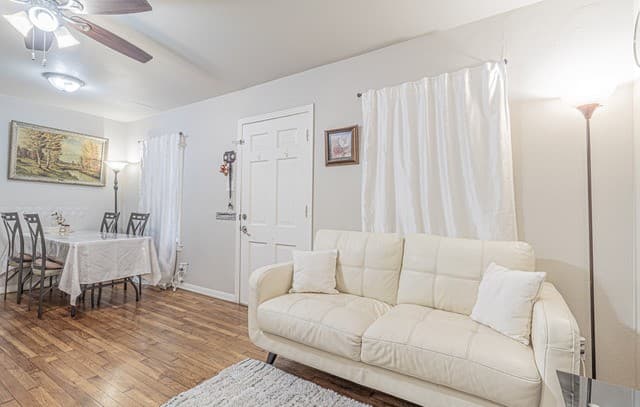 Home for sale at 130 Hub in San Antonio, TX — photo 4