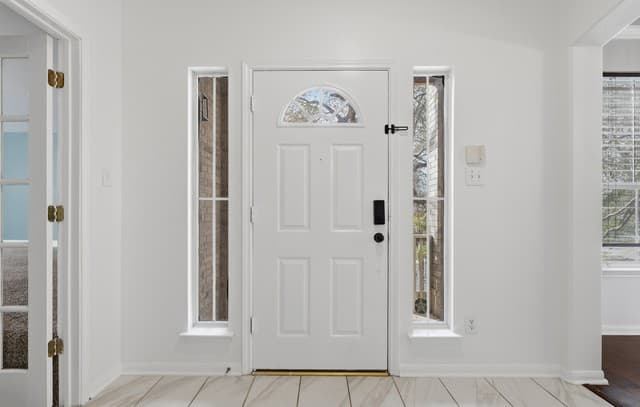 4-bedroom rental at 8819 Ash Meadow in Universal City, TX — photo 4