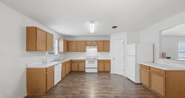 4-bedroom rental at 3430 Whisper in Schertz, TX — photo 3