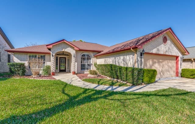 3-bedroom rental at 3704 Hillside in Schertz, TX — photo 2