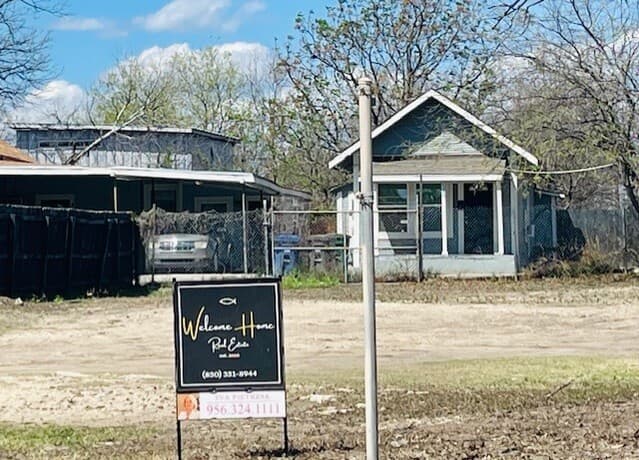 rental at 615 Indiana in San Antonio, TX — photo 5
