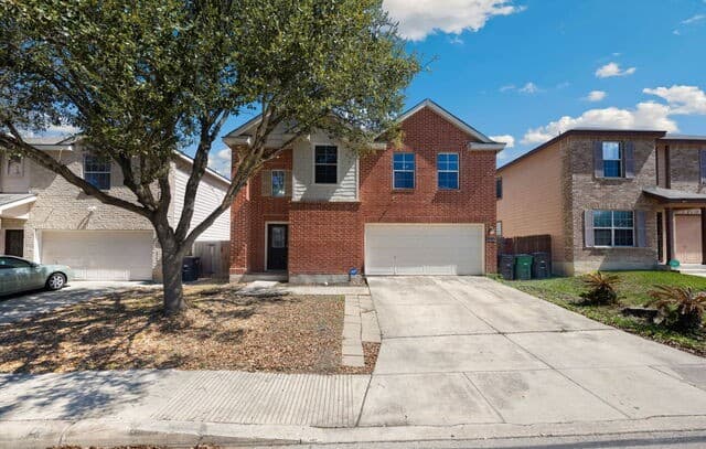 3-bedroom rental at 1514 Gentle Current in San Antonio, TX — photo 2