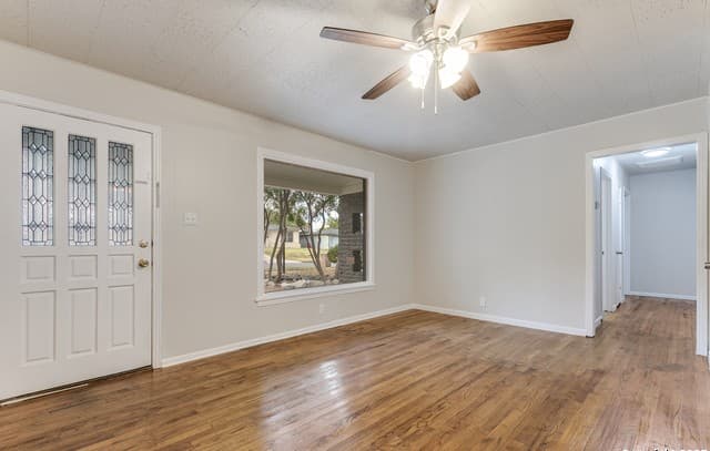 4-bedroom rental at 126 Addax in San Antonio, TX — photo 3