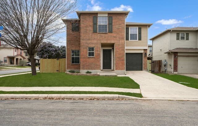 3-bedroom rental at 16103 Branding Pass in San Antonio, TX — photo 1