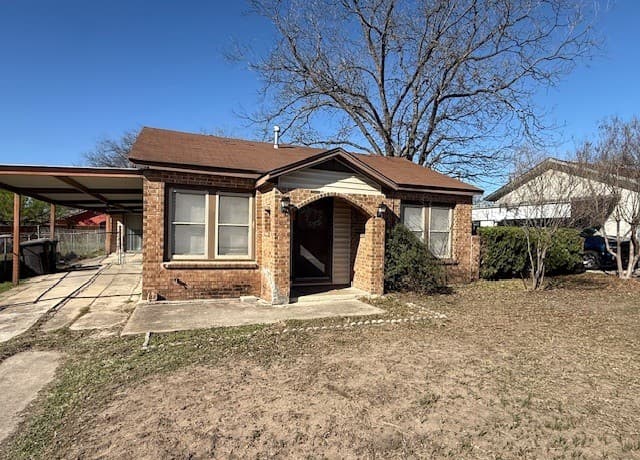 1-bedroom rental at 327 Lyric in San Antonio, TX — photo 1