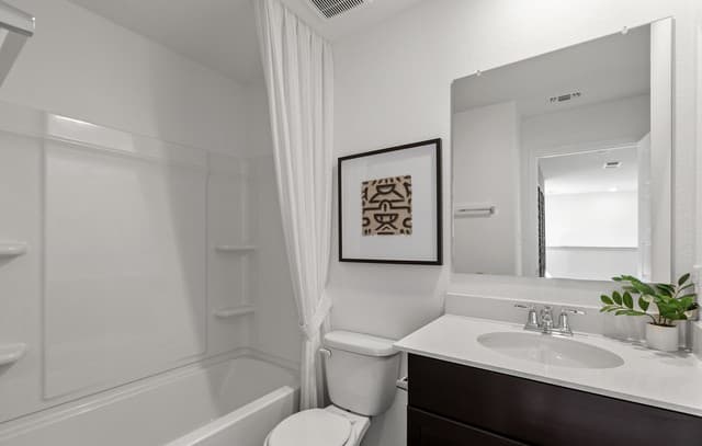 4-bedroom rental at 436 Raven Row in Marion, TX — photo 2