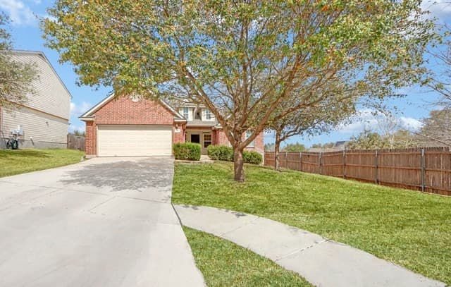 3-bedroom rental at 13907 Bressani in Live Oak, TX — photo 3
