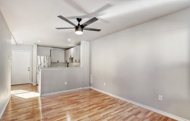 3-bedroom rental at 323 Moselle in San Antonio, TX — photo 3