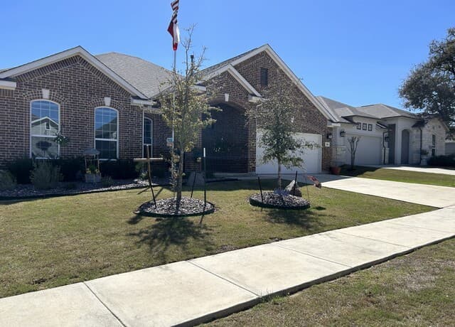 4-bedroom rental at 106 Branson Falls in Boerne, TX — photo 2
