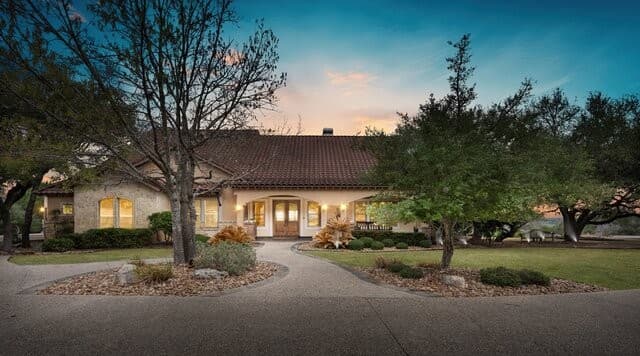 4-bedroom rental at 136 Park Ridge in Boerne, TX — photo 1