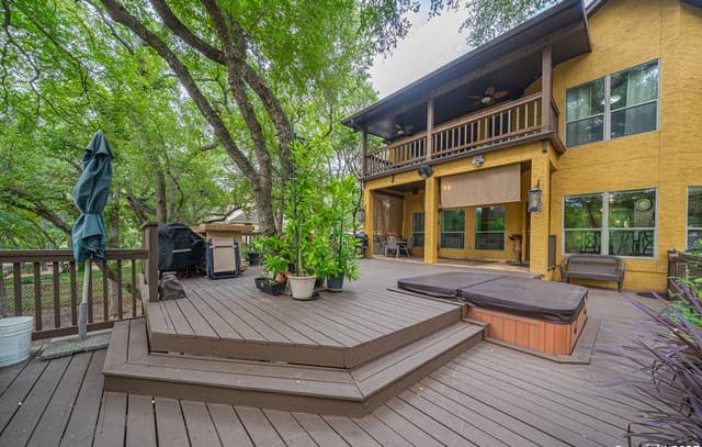 4-bedroom rental at 519 Long Mdw in Spring Branch, TX — photo 3