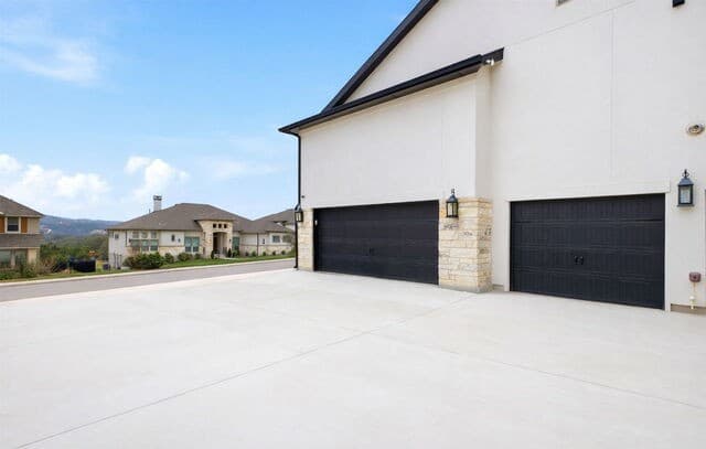 5-bedroom rental at 25114 Buffalo Clover in Boerne, TX — photo 4