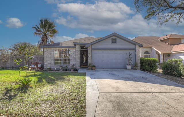 3-bedroom rental at 7164 Still Hollow in San Antonio, TX — photo 1