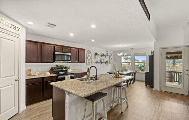 3-bedroom rental at 113 Antonio Perez in Blanco, TX — photo 5