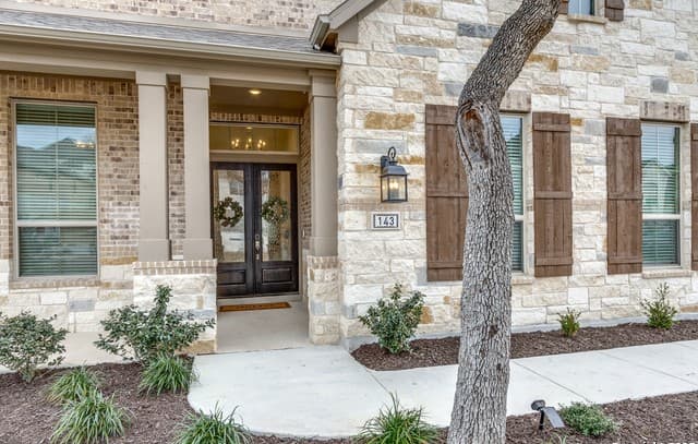 4-bedroom rental at 143 Sonrisa in Boerne, TX — photo 1