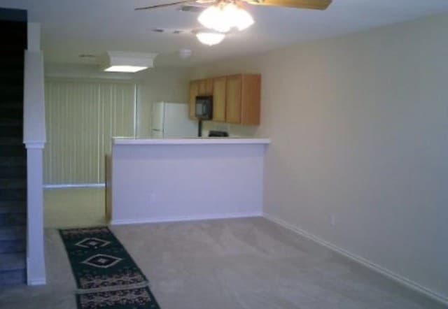 2-bedroom rental at 314 Autumn Unit 1 in San Antonio, TX — photo 2