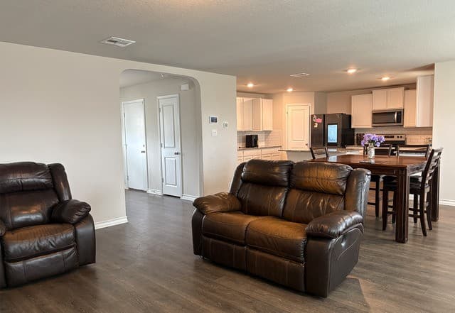 3-bedroom rental at 621 Great in Cibolo, TX — photo 5